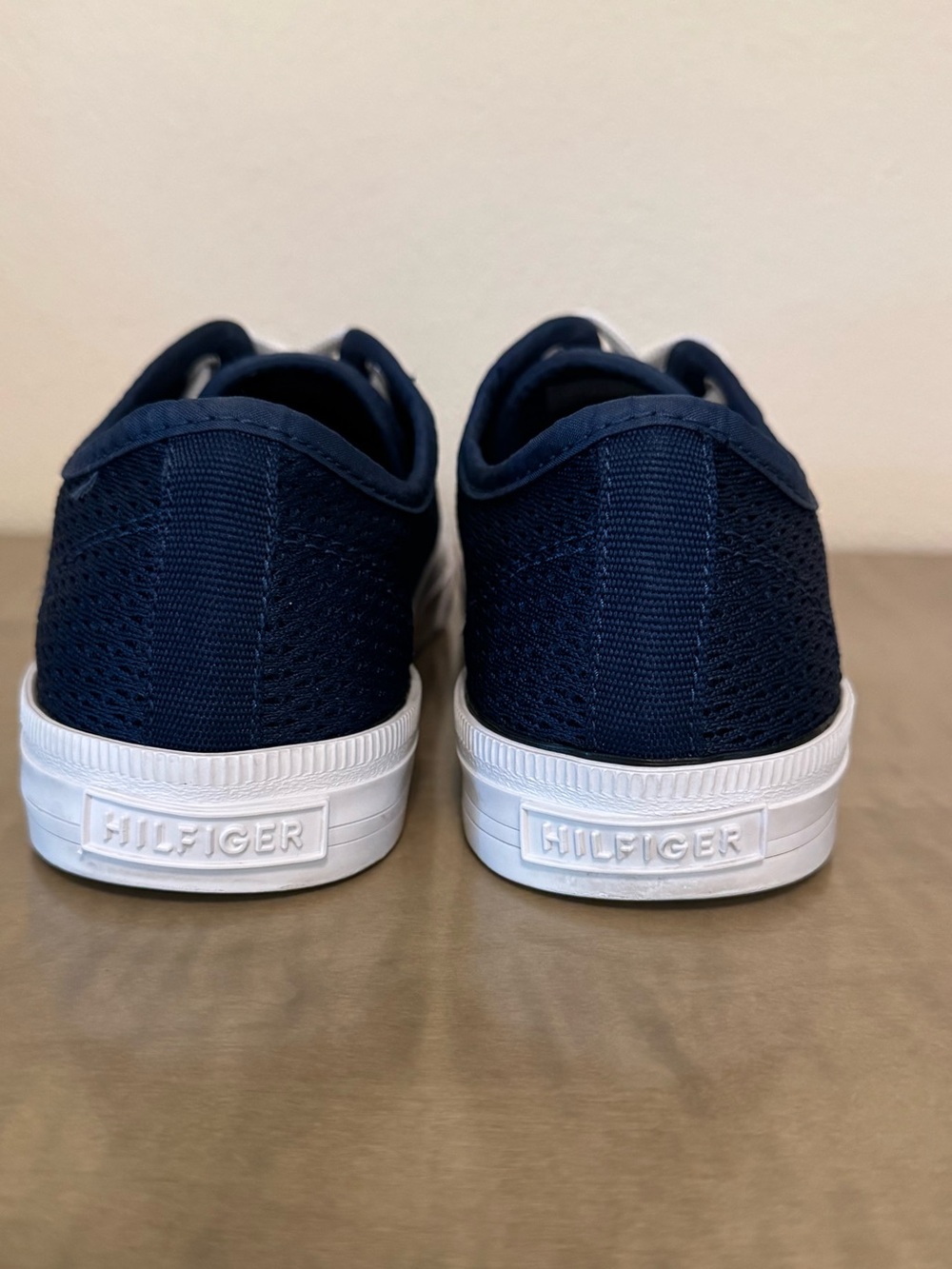 Tommy Hilfiger Red White And Blue Sneakers Fourth Of July Size 7.5 - Picture 6 of 16
